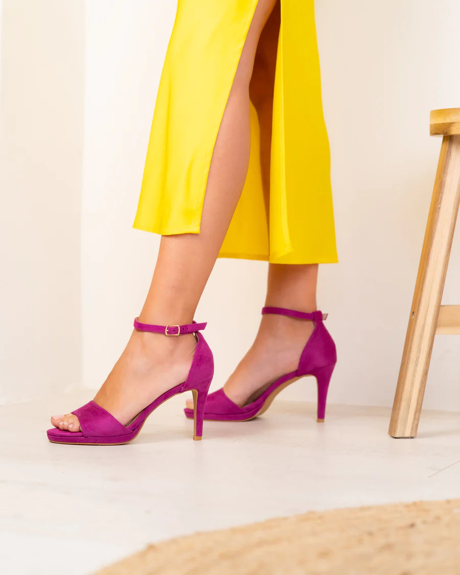 SANDALIA TACÓN ZAKIA FUCSHIA