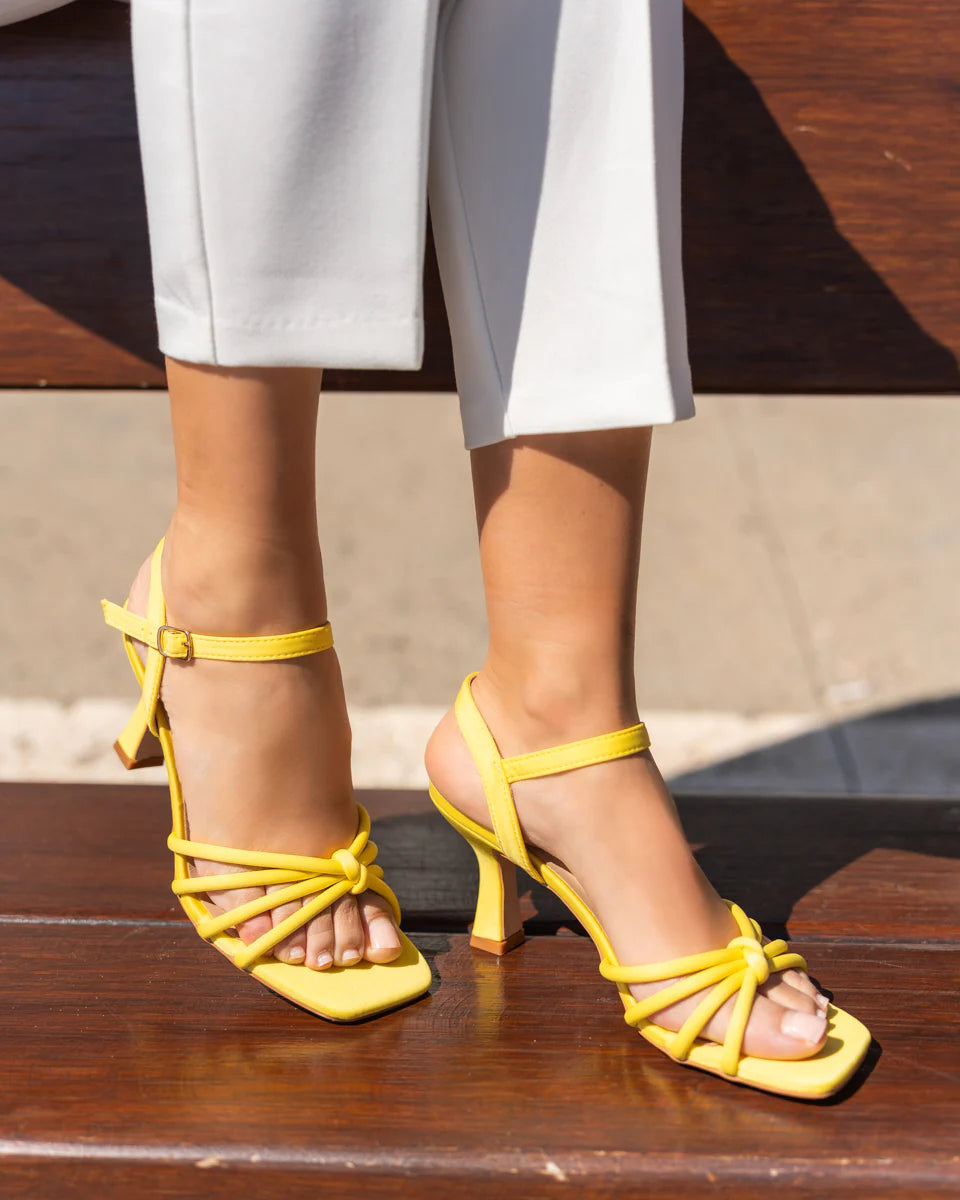 Sandalia Tacón CHELSEA YELLOW