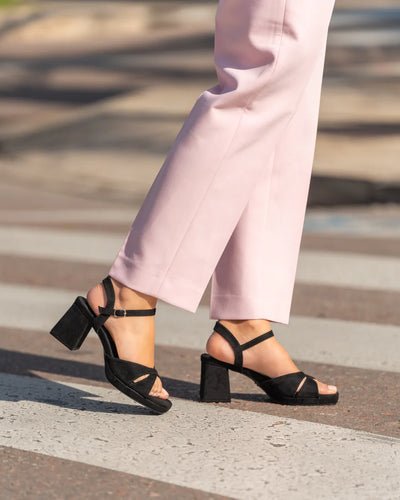 SANDALIA TACON ALEXIA BLACK