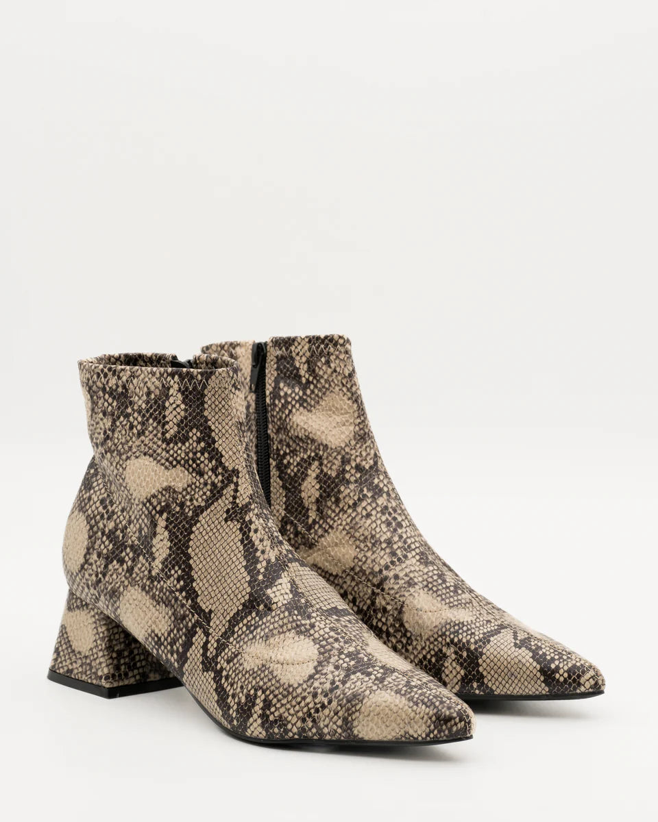 BOTIN ADELA SNAKE