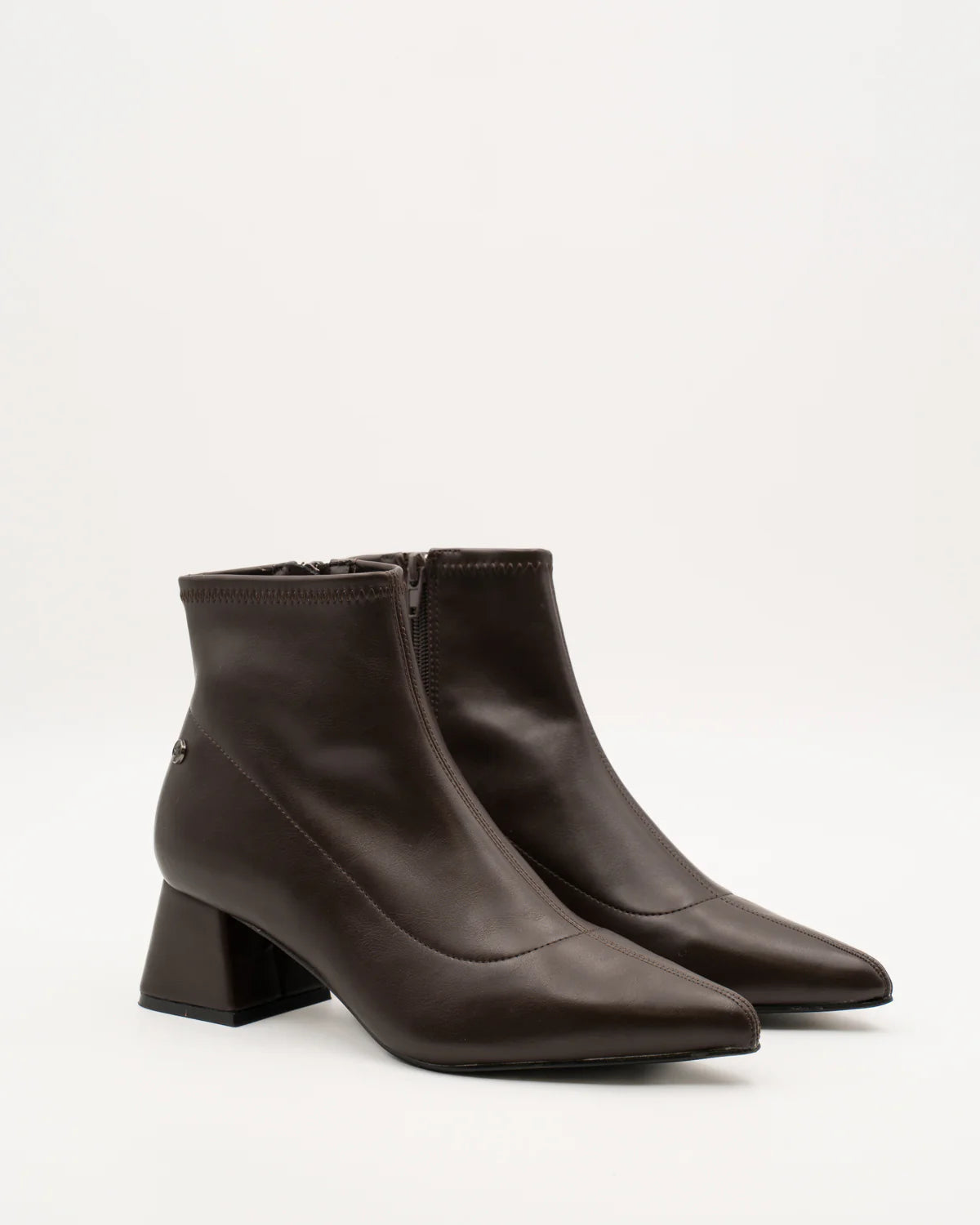 BOTIN ADELA BROWN