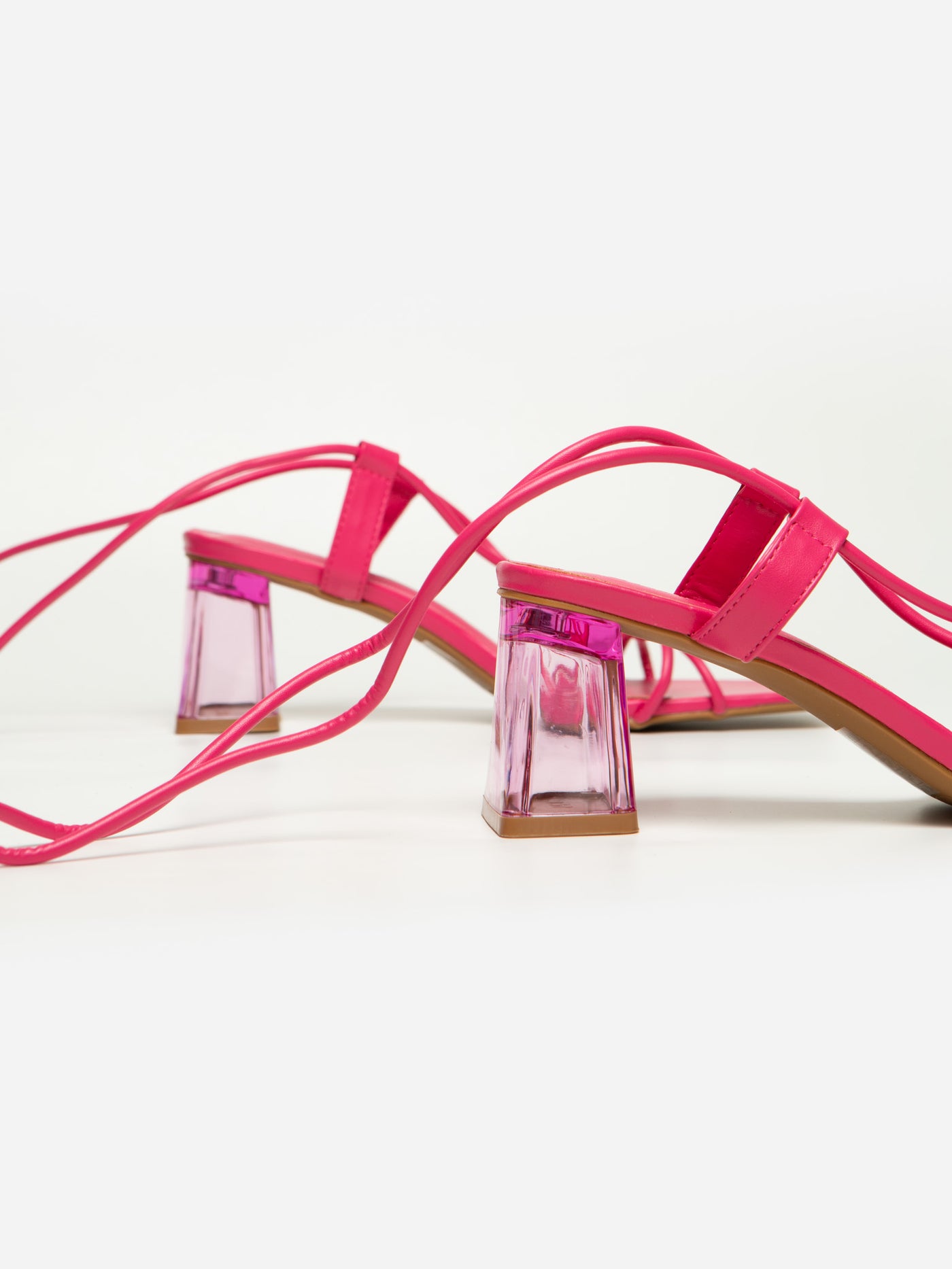 Sandalia Tiras Tacón Transparente Rosa