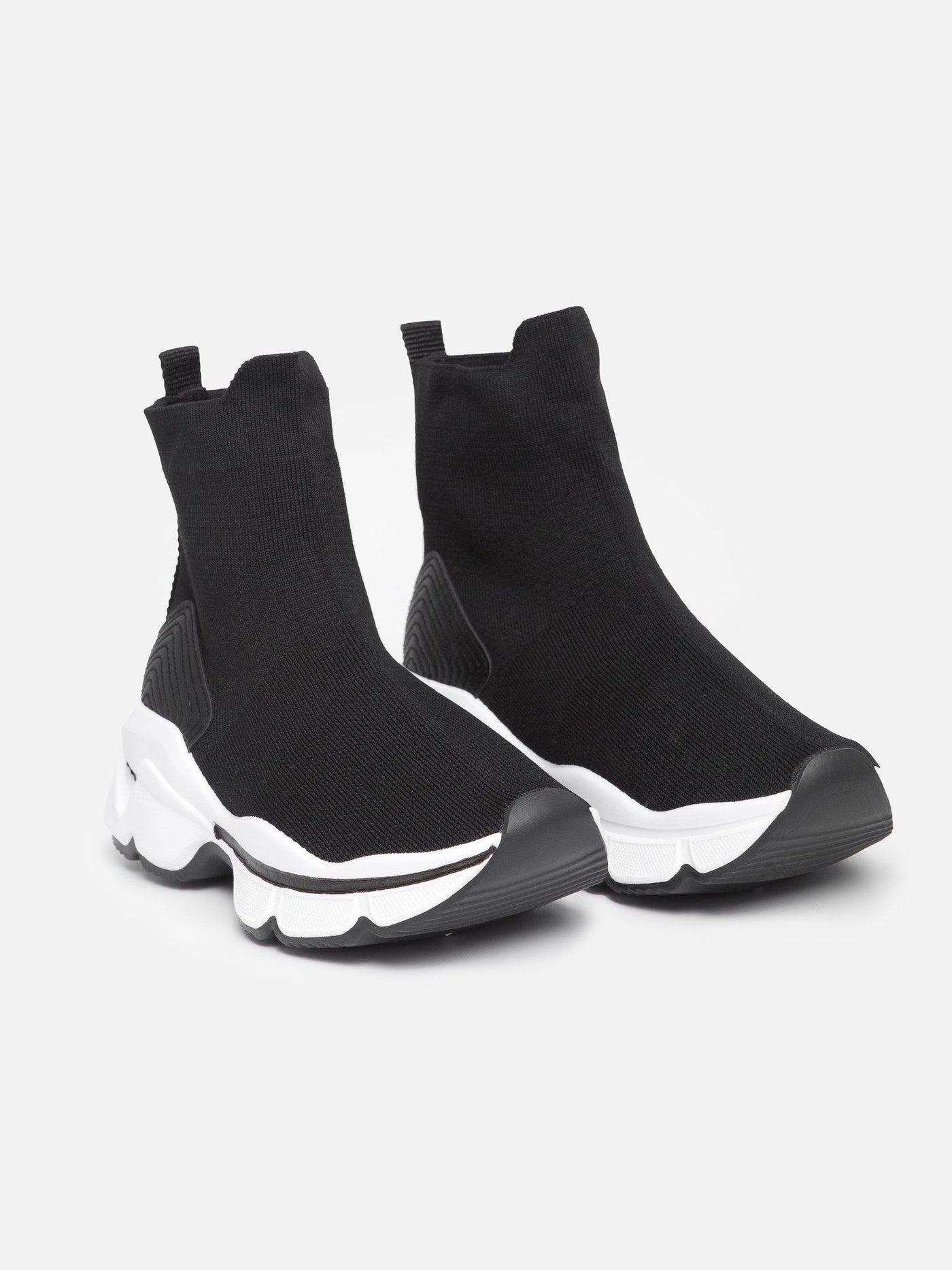 Sneaker Sinergy Negro - MMShoes